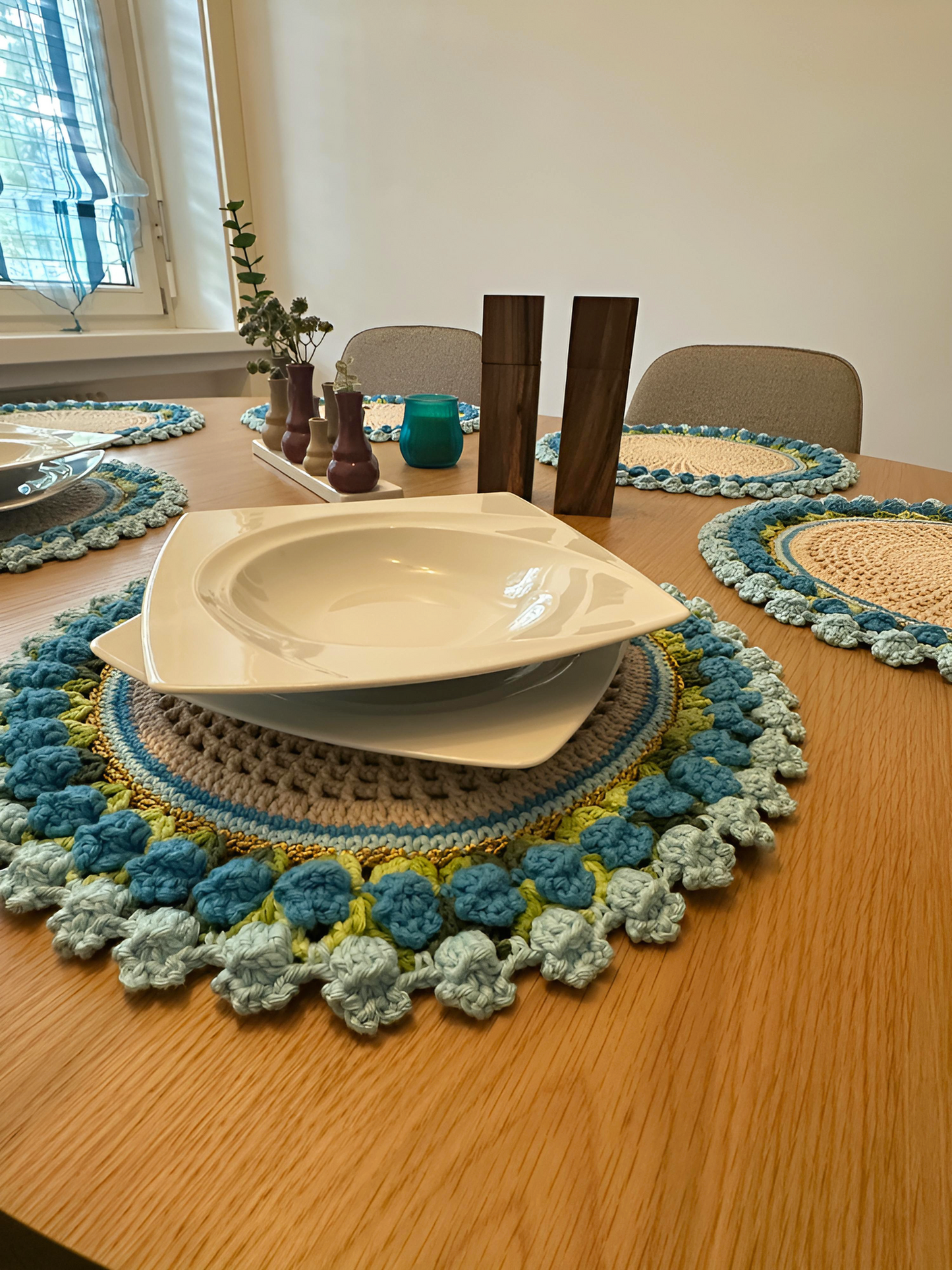 Handgemachte Untersetzer 💙🤍