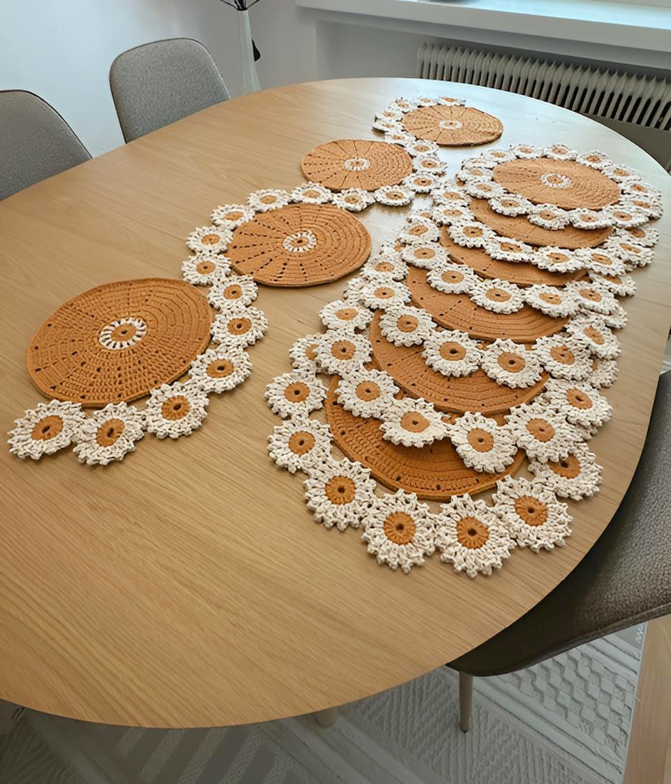 Tischläufer in warmen Naturtönen