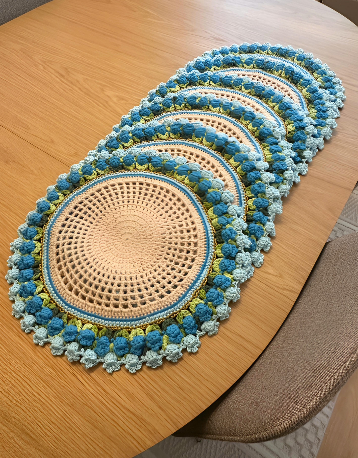 Handgemachte Untersetzer 💙🤍