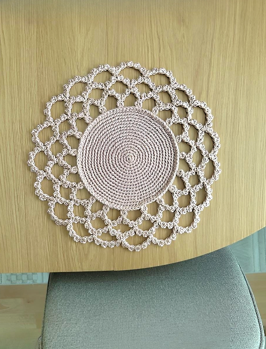 Handgemachter Tischläufer für 6 Personen