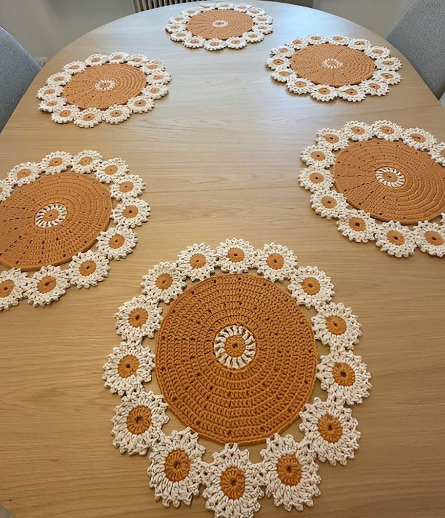 Tischläufer in warmen Naturtönen