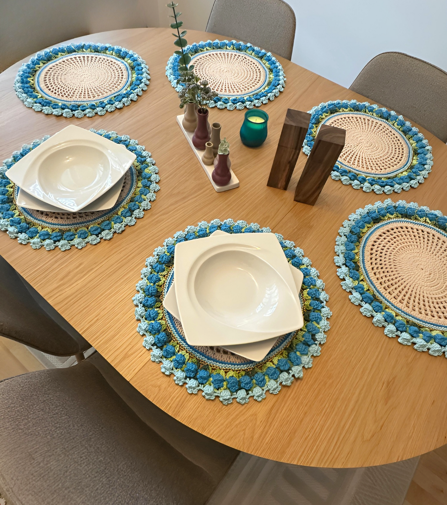 Handgemachte Untersetzer 💙🤍