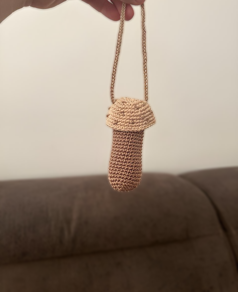 Süßer Pilz-Anhänger 🍄💄