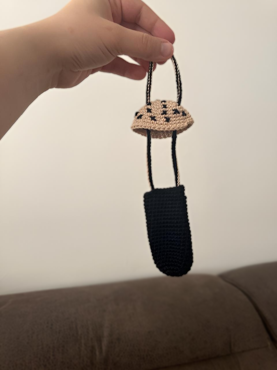 Süßer Pilz-Anhänger 🍄💄